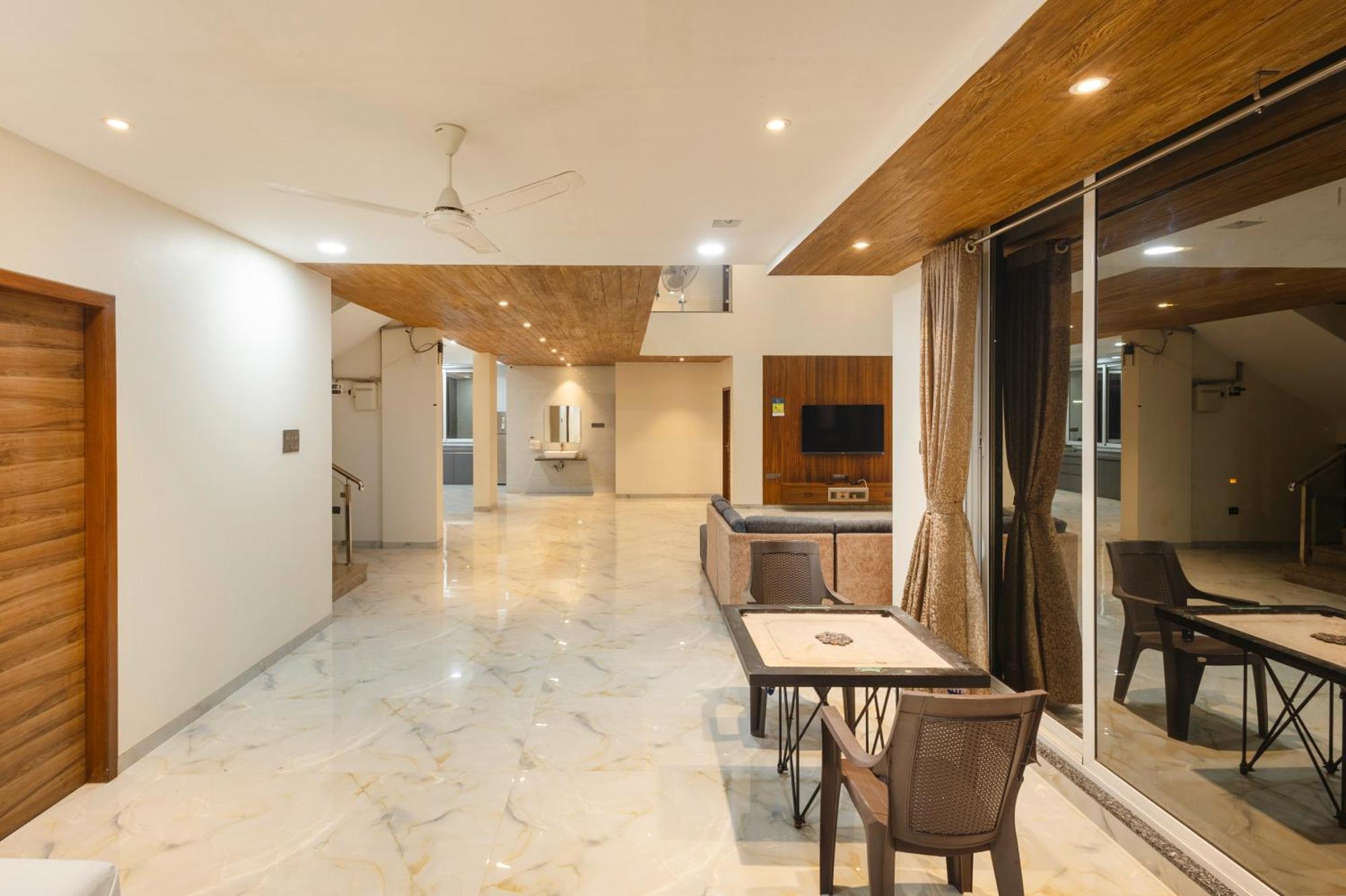 Stayscape Shreeji Farms 4Bhk كارجات المظهر الخارجي الصورة